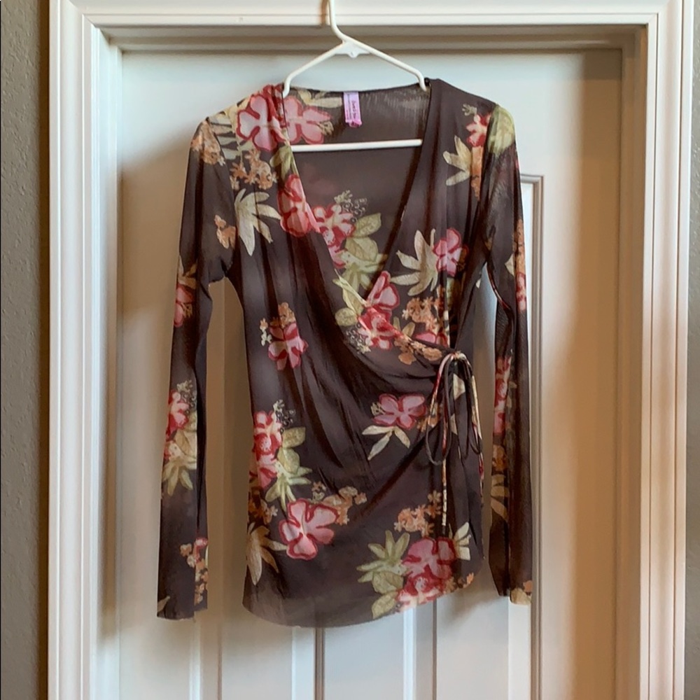 EUC Sweet Pea maternity blouse